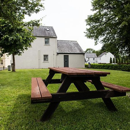 Bunratty Castle Gardens Home 외부 사진